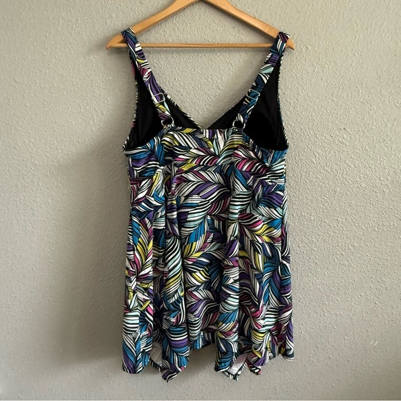 Skirted‎ Swimsuit Printed One Piece Size 16 - Picture 5 of 8